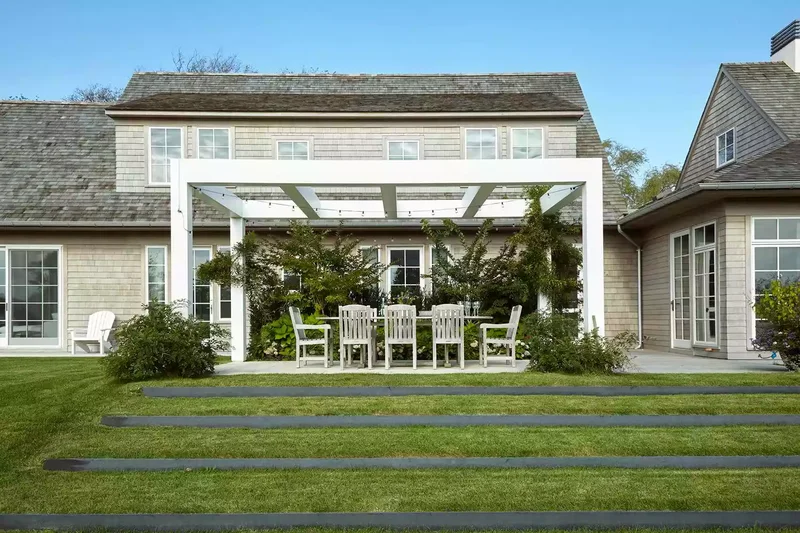 Wide Set Slats Pergola Roof