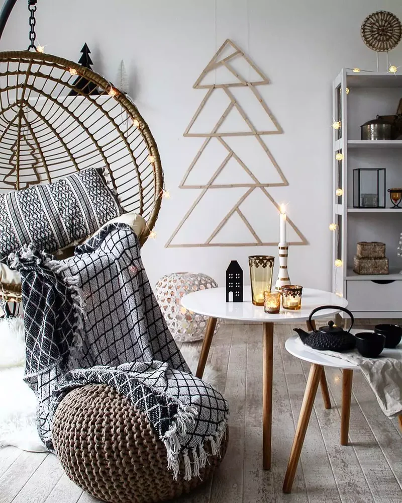 DIY Christmas Tree Ideas Worth Displaying for Your Guests 16 Wood Scrap Tree