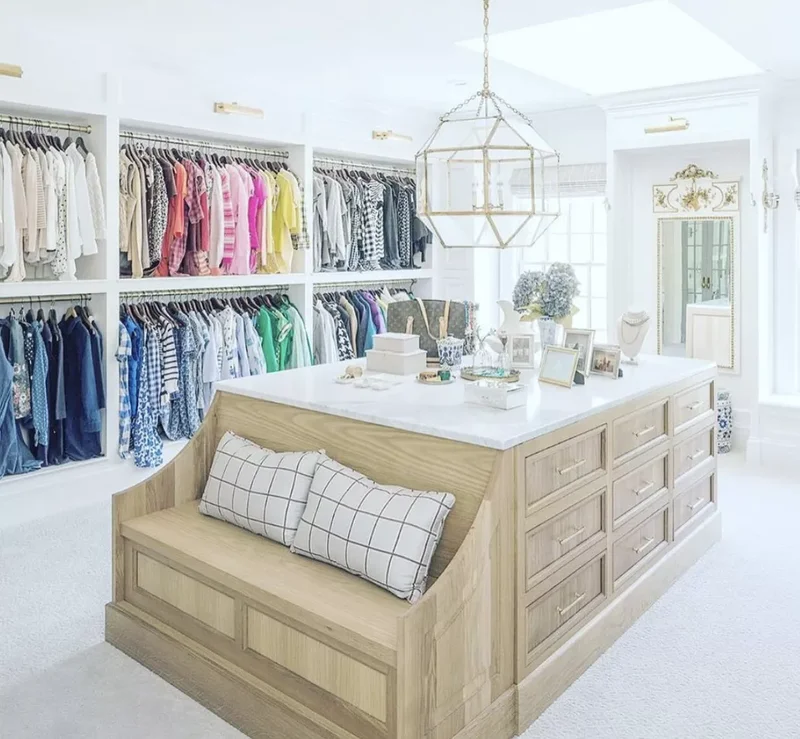 23 Closet Island Designs You'll Love Creating Yourself 21 Wooden Bench