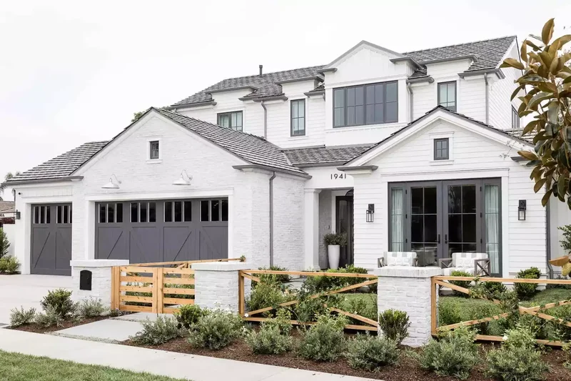 24 Stunning Driveway Landscaping Ideas for Amazing Curb Appeal 12 Wooden Gate